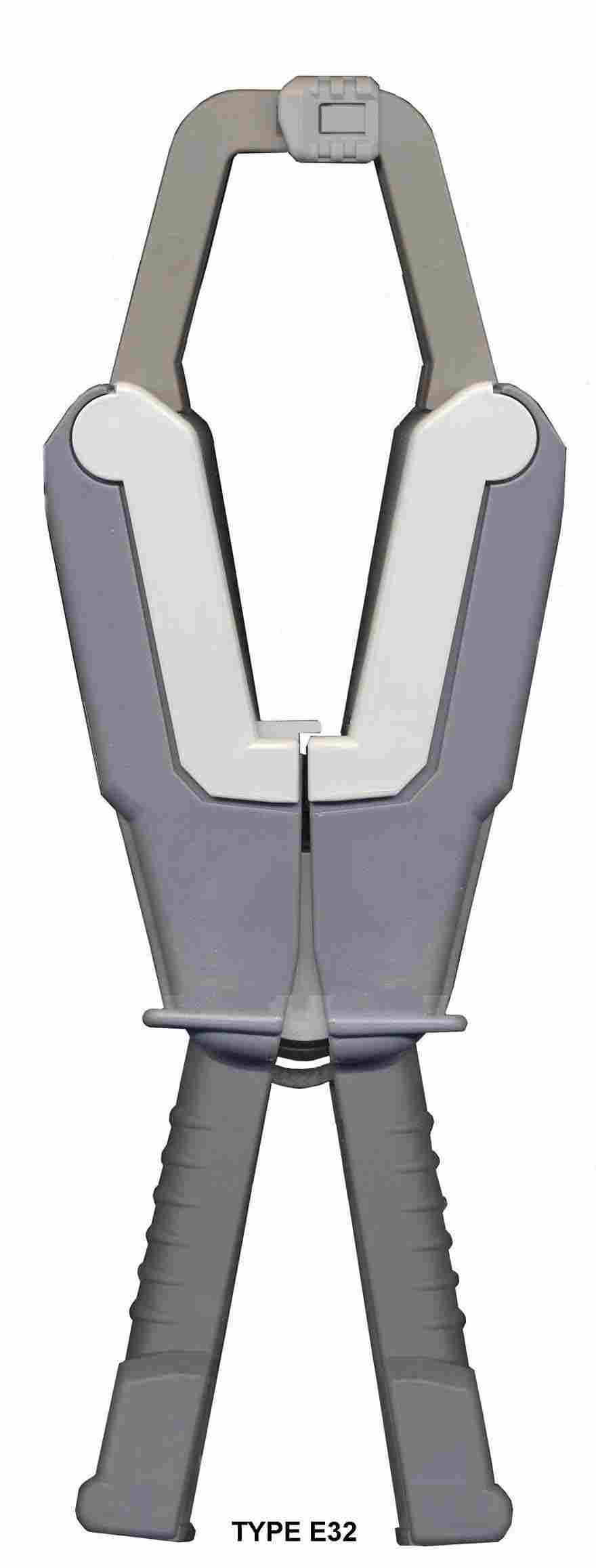 E32 — large clamp